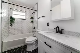 781 Stephen Dr W, Columbus, OH 43204 - Photo 15