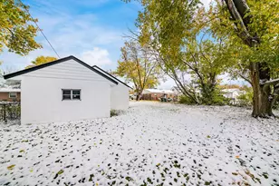 781 Stephen Dr W, Columbus, OH 43204 - Photo 39