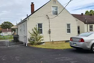 2315 Gerbert Rd, Columbus, OH 43211 - Photo 3