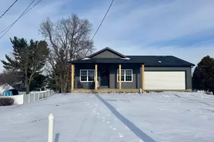 14 Summit Dr, Fredericktown, OH 43019 - Photo 1