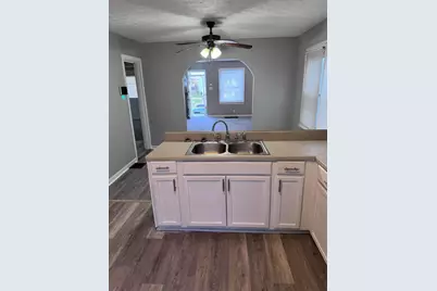 349 S Eureka Avenue, Columbus, OH 43204 - Photo 7