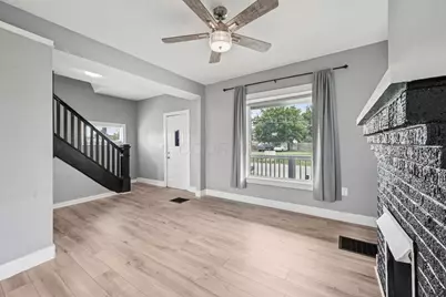 1025 Howard ., Columbus, OH 43201 - Photo 15