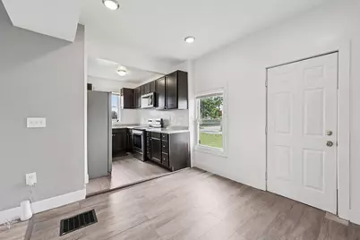 1025 Howard ., Columbus, OH 43201 - Photo 21