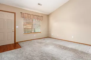 1006 Kingsbury Ct, Newark, OH 43055 - Photo 9