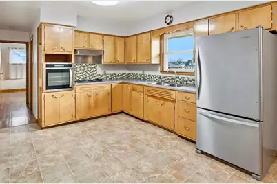 310 Elm Street, Duncan Falls, OH 43734 - Photo 17