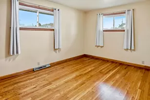 310 Elm St, Duncan Falls, OH 43734 - Photo 21