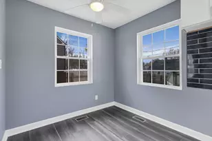 3583 Dresden St, Columbus, OH 43224 - Photo 13