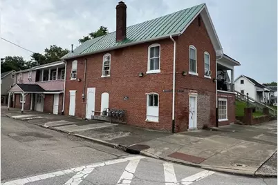 1002 S Court Street, Circleville, OH 43113 - Photo 1