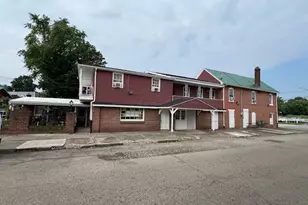 1002 S Court St, Circleville, OH 43113 - Photo 3