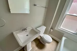 94 W Tulane Rd, Columbus, OH 43202 - Photo 9