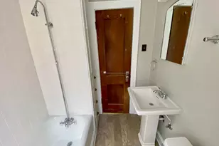 94 W Tulane Rd, Columbus, OH 43202 - Photo 9