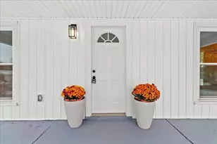 574 Washington Ave, Urbana, OH 43078 - Photo 5