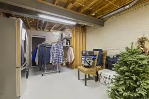 6031 Cromdale Dr, Dublin, OH 43017 - Photo 35