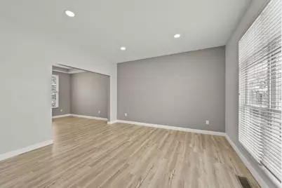 847 Claytonbend Drive, Galloway, OH 43119 - Photo 5