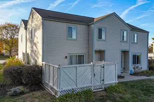 5268 Captains Ct, Columbus, OH 43220 - Photo 3