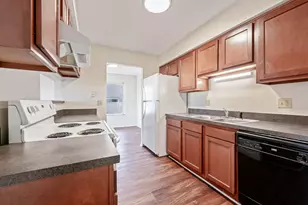 5268 Captains Ct, Columbus, OH 43220 - Photo 7