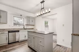 2421 Yates Ave, Grove City, OH 43123 - Photo 3