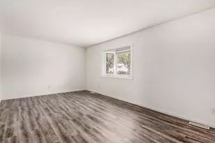 2421 Yates Ave, Grove City, OH 43123 - Photo 7