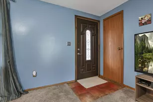 3765 Mona Dr, Zanesville, OH 43701 - Photo 5