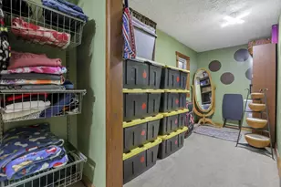 3765 Mona Dr, Zanesville, OH 43701 - Photo 27