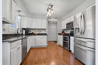 3754 Lake Cumberland Way, Grove City, OH 43123 - Photo 9