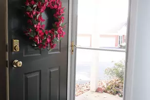 6068 Glen Village Dr, Dublin, OH 43016 - Photo 3