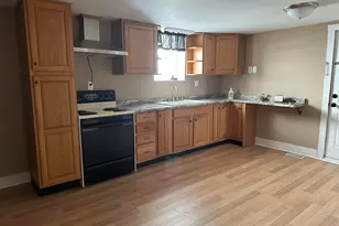 442 Edwards St, Ada, OH 45810 - Photo 5