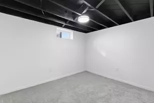 1689 E Kossuth St, Columbus, OH 43206 - Photo 13