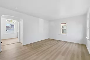 1689 E Kossuth St, Columbus, OH 43206 - Photo 3