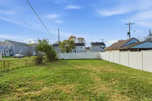 1689 E Kossuth St, Columbus, OH 43206 - Photo 17