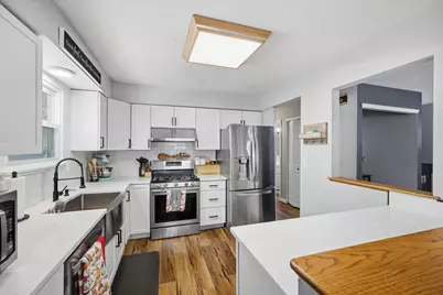 2051 Tuckaway Court, Columbus, OH 43228 - Photo 13