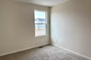 1315 Webb Dr, Lockbourne, OH 43137 - Photo 33