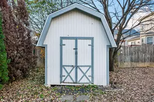 2977 Ironstone Dr, Columbus, OH 43231 - Photo 29