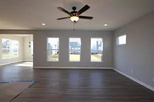 310 Reign Way, Pataskala, OH 43062 - Photo 5