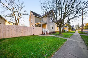 351 W William St, Delaware, OH 43015 - Photo 3