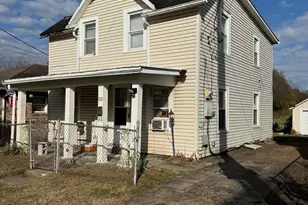 172 Hayward Ave, Circleville, OH 43113 - Photo 3