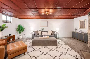 49 W Henderson Rd, Columbus, OH 43214 - Photo 39