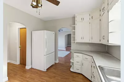 2255 Harrisburg Pike, Grove City, OH 43123 - Photo 9