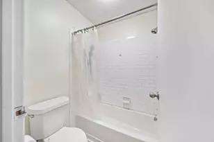 2425 Mason Village Ct, Columbus, OH 43232 - Photo 21