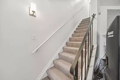 2425 Mason Village Court, Columbus, OH 43232 - Photo 19