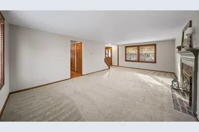 648 Burgundy Circle, Marion, OH 43302 - Photo 13