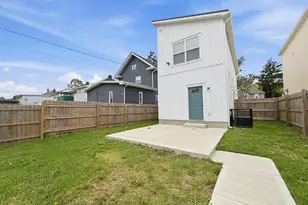 172 Whitethorne Ave, Columbus, OH 43223 - Photo 27