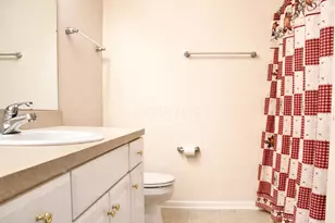 842 Lambton Cir W, Lancaster, OH 43130 - Photo 5