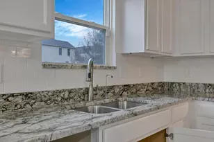 1124 Barlowe Run Dr, Blacklick, OH 43004 - Photo 19