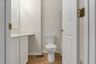 1124 Barlowe Run Dr, Blacklick, OH 43004 - Photo 35