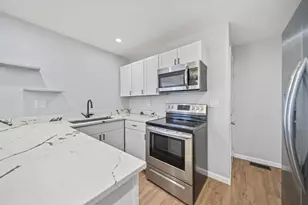 2916 Hamilton Ave, Columbus, OH 43224 - Photo 9