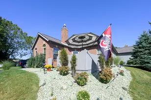 305 Pine Ridge Ct, Bellefontaine, OH 43311 - Photo 29