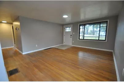 2069 Chewelah Avenue, Zanesville, OH 43701 - Photo 13