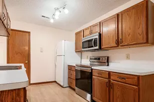 488 Three Oaks Ct, Columbus, OH 43230 - Photo 19