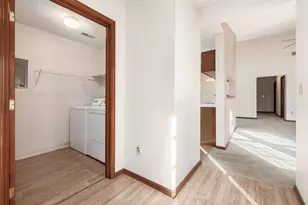 488 Three Oaks Ct, Columbus, OH 43230 - Photo 11